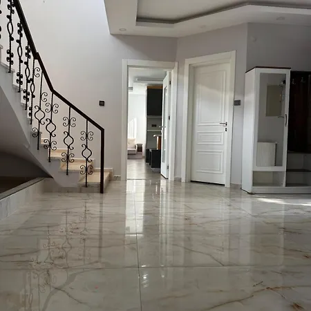 Villa Luxury, Furnished