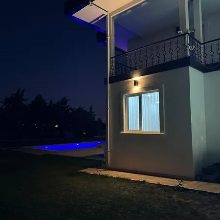 Luxury, Furnished Villa Büyükçekmece