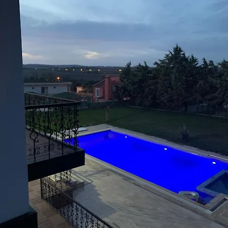 Villa Luxury, Furnished *
